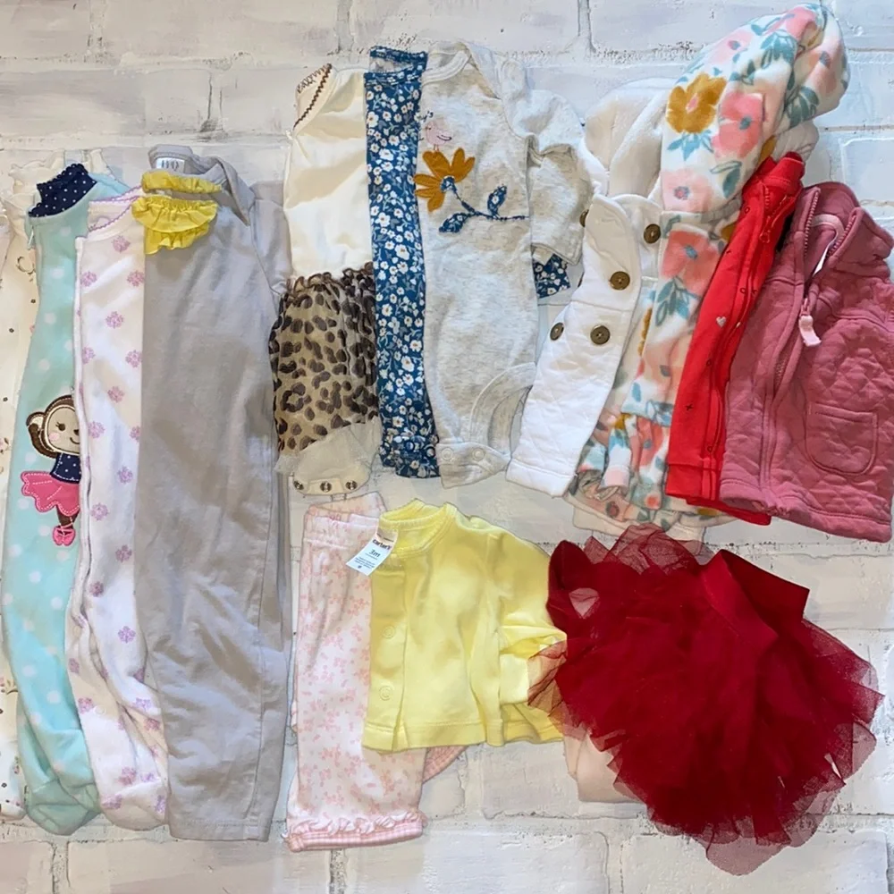 Babygirl 3m fall/winter footie sweater bundle!!